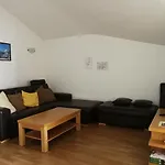 Top Lodge Apartments 3*