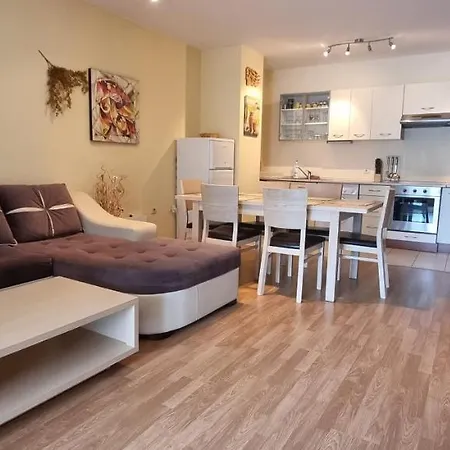 Top Lodge Apartments Aparthotel 3*