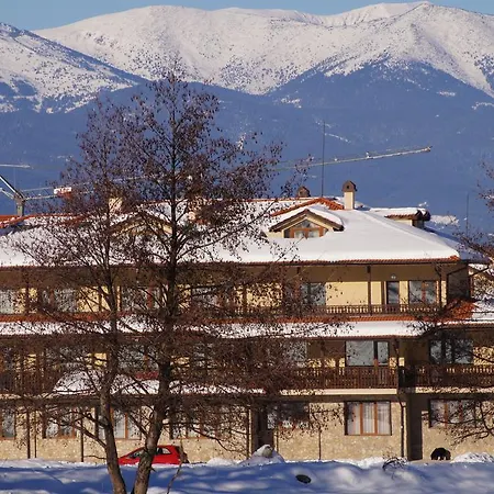 Top Lodge Apartments