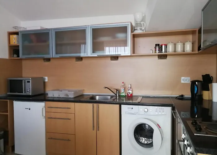 Top Lodge Apartments